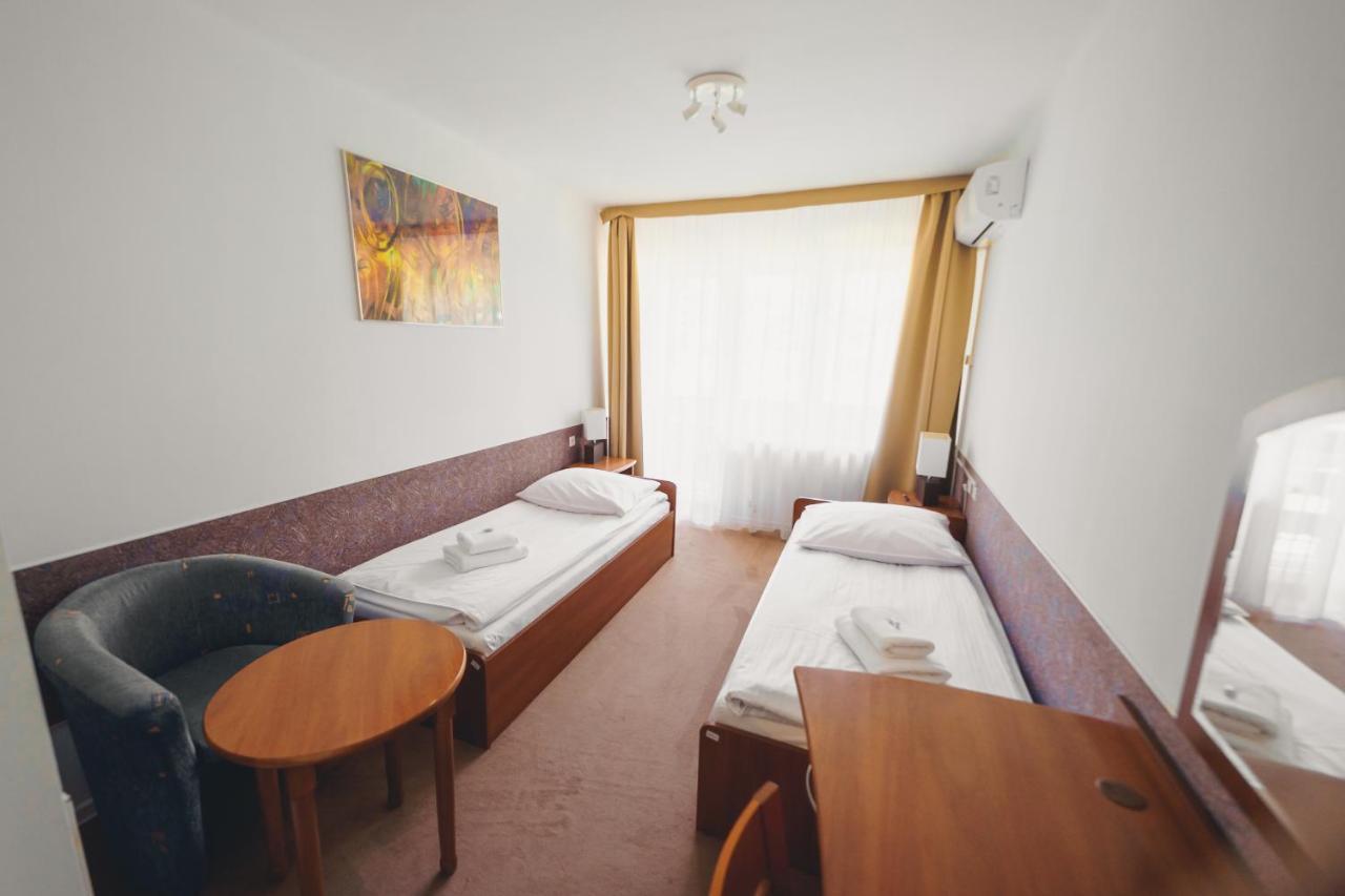 Elita Hotel & Restauracja Iwonicz-Zdrój Eksteriør bilde